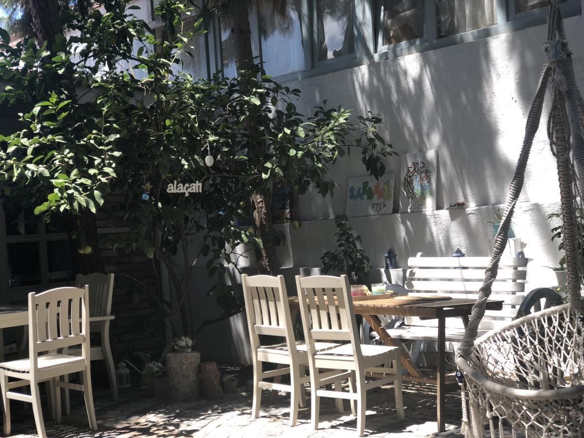 Alacati Sardunya Hotel Exteriör bild